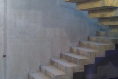 Бетонные лестницы для 2 этажа IMG_20160907_170137