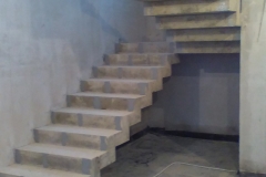 Бетонные лестницы для 2 этажа IMG_20160907_170149