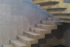 Бетонные лестницы для 2 этажа IMG_20160907_170248