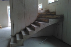 Бетонные лестницы для 2 этажа IMG_20160925_132407