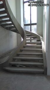 Г образная бетонная лестниа для частных домов и коттеджей в Москве Московской области 29