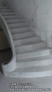 Г образная бетонная лестниа для частных домов и коттеджей в Москве Московской области 53